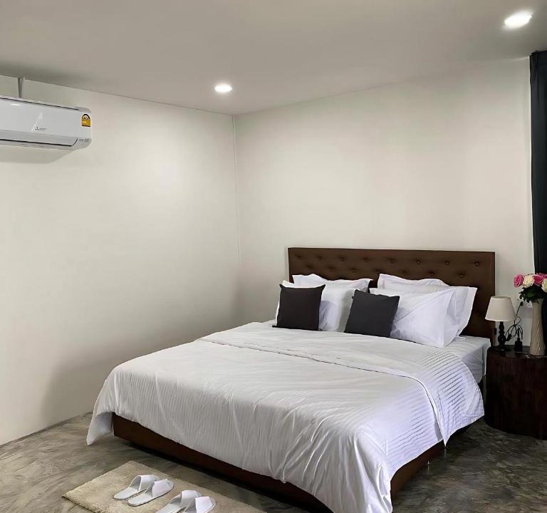 Sado Phong House | ช่องลม แคมป์ เขาค้อ