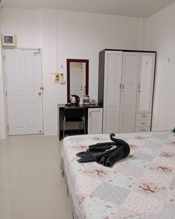 Warin Chamrap Hotel | บุญสุขแมนชั่น