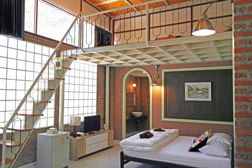 Uthai Thani Hotel | บ้านก้ามปู อุทัยธานี