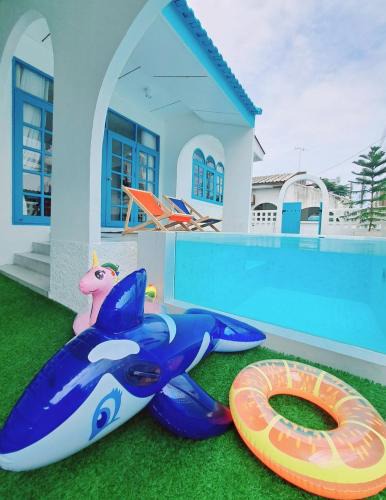 Saen Suk House | พูลวิลล่าบางแสน 3ห้องนอน 4ห้องน้ำ