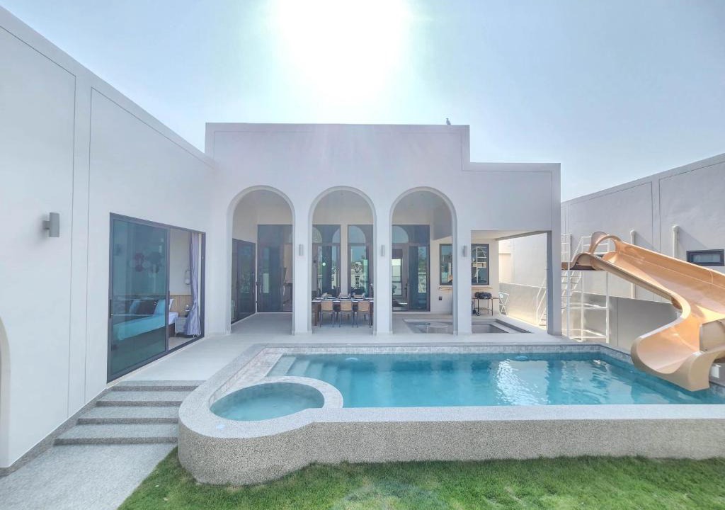 Cha-am Villa | ภัทรา พูลวิลล่า ชะอำ Phattra Pool villa Cha-am