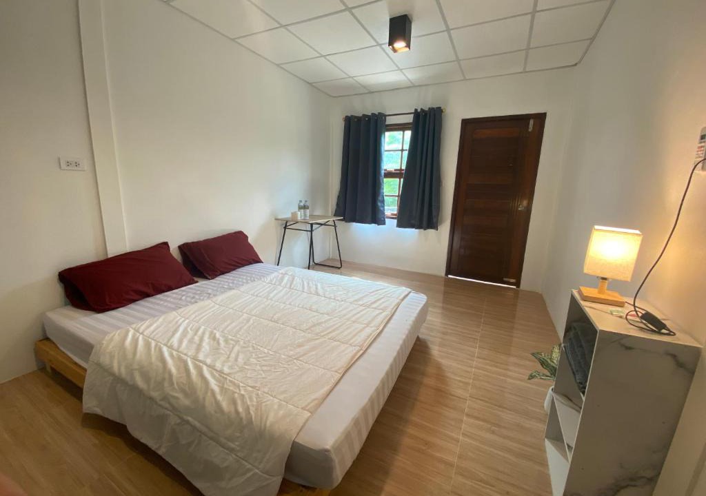 Lam Phaya Hostel | วังทอง รีสอร์ทลำพญา