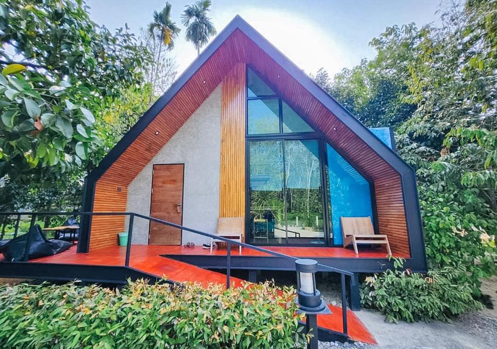 Sichon House | สกายโฮม วัดเจดีย์ไอ้ไข่ Resort & Restaurant