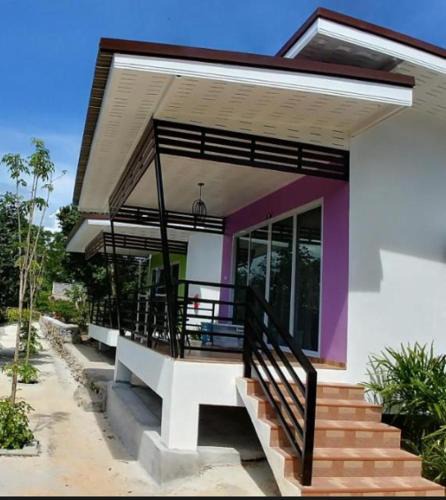 Sichon Hotel | โรงแรม ทิพย์บุรี ริเวอร์ไซค์