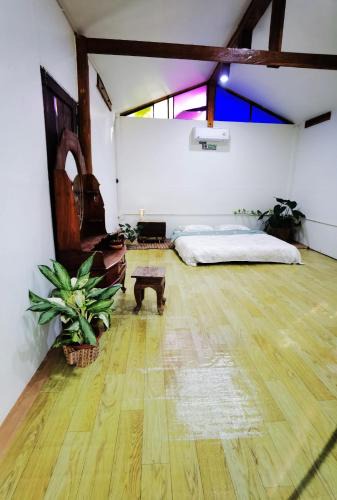 Bang Rakam Hostel | ไทไอดิน