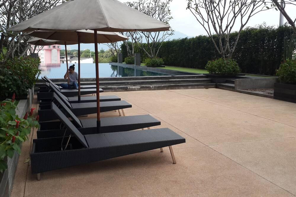 Nong Pa Khrang Condo | #1 Exclusive Studio Chiang Mai Pool Sauna View 1