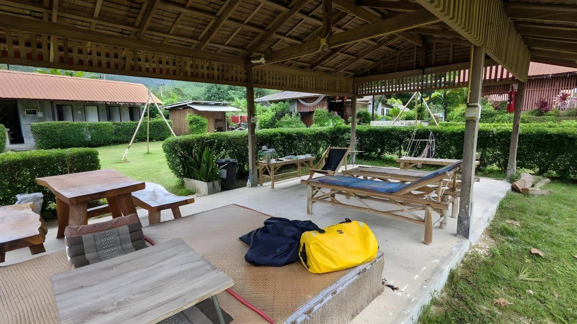 Thong Krut Resort | 14 m² Resort ∙ 2 guests