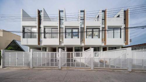 Pattani House | 165 m² House ∙ 2 bedrooms ∙ 5 guests