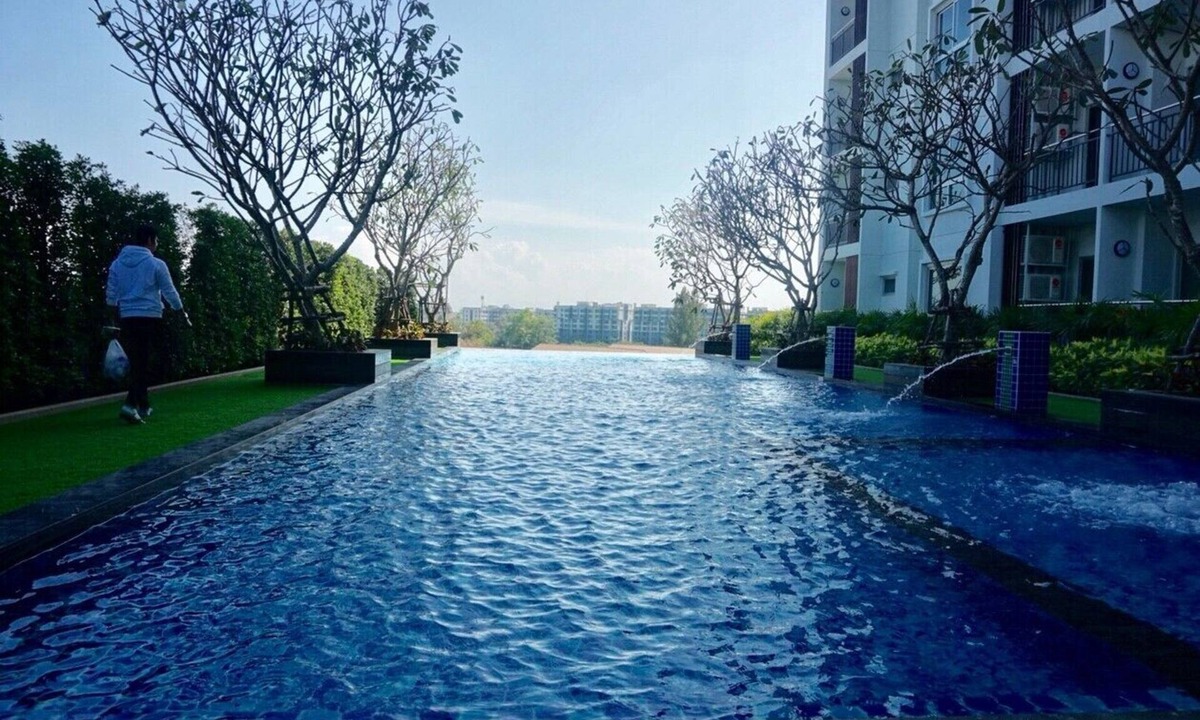 Wat Ket Condo | #2 Exclusive Studio Chiang Mai Pool Sauna View 2