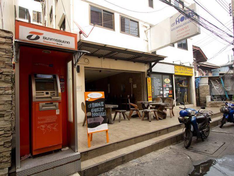 Wat Bowon Niwet Bed & Breakfast | 24 m² Bed and breakfast ∙ 3 guests