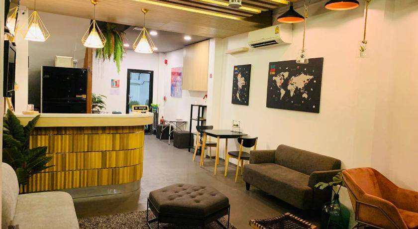 Thanon Phetchaburi Hostel | 26 m² Hostel ∙ 12 guests
