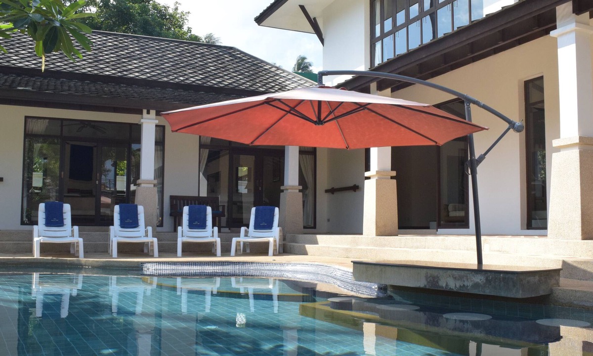 Bang Po Villa | 3 Bedroom Villa 2 ~ only 30 seconds walk to beach