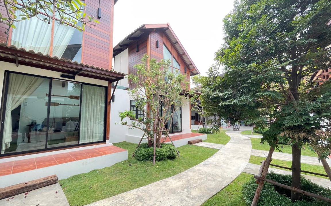 Bang Kobua Hotel | 32 m² Hotel ∙ 2 guests
