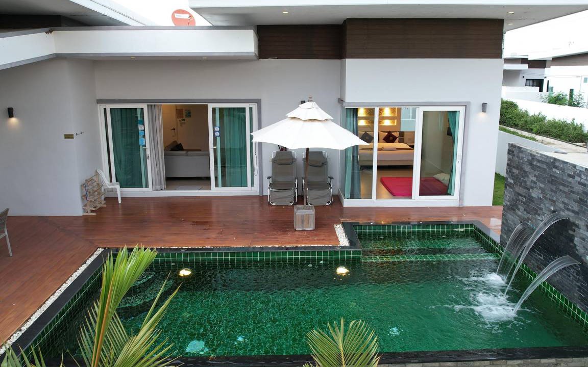 Hin Lek Fai Villa | 340 m² Villa ∙ 3 bedrooms ∙ 10 guests