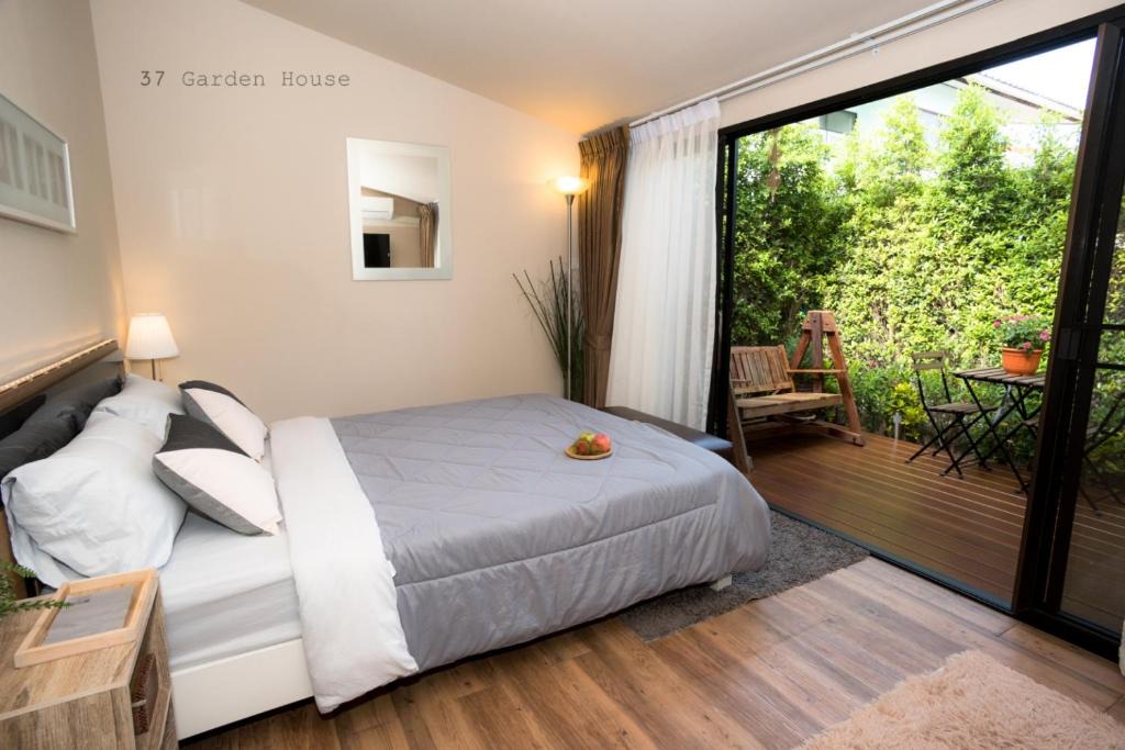 Talat Bang Khen House | 37 Nature House