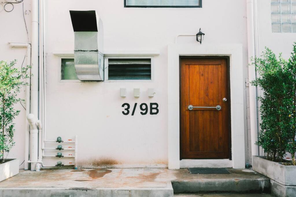 Wua Lai Apartment | 3l9B Chiangmai Gate Best location 3 bedrooms apartment
