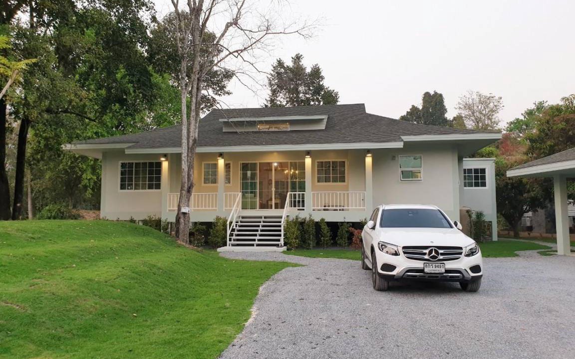 Khanong Phra Villa | 450 m² Villa ∙ 3 bedrooms ∙ 7 guests