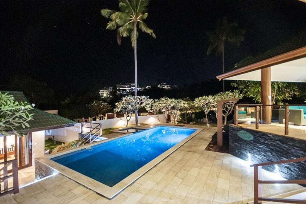 Moo 5 Villa | 5 Bedroom Sea View Villa 20 metres from the beach