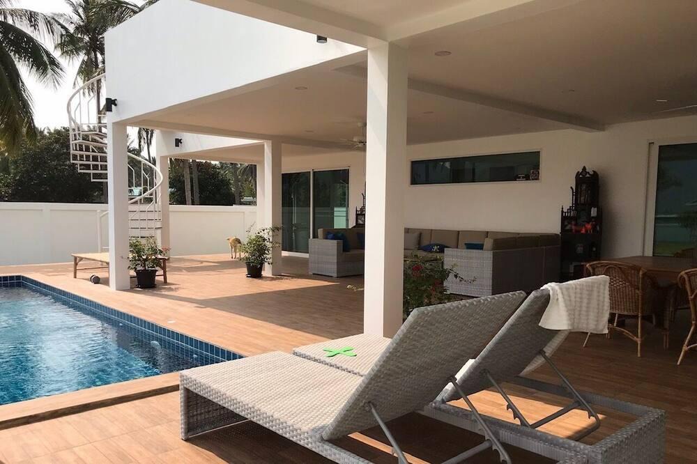 Sam Roi Yot Villa | 5 bedroom villa engulfed by peaks and beaches in a non spoiled part of Thailand