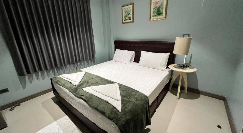 Phra Pradaeng Hotel | 500 m² Hotel ∙ 10 bedrooms ∙ 30 guests