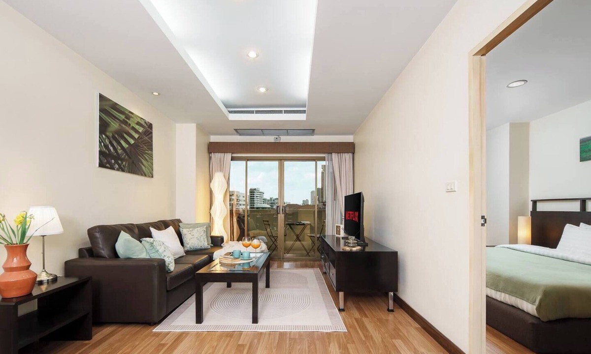 Thonglor Condo | 57m²10minBTS/1GbWiFi/FullKitchen/Tub/Nflix/KingBed