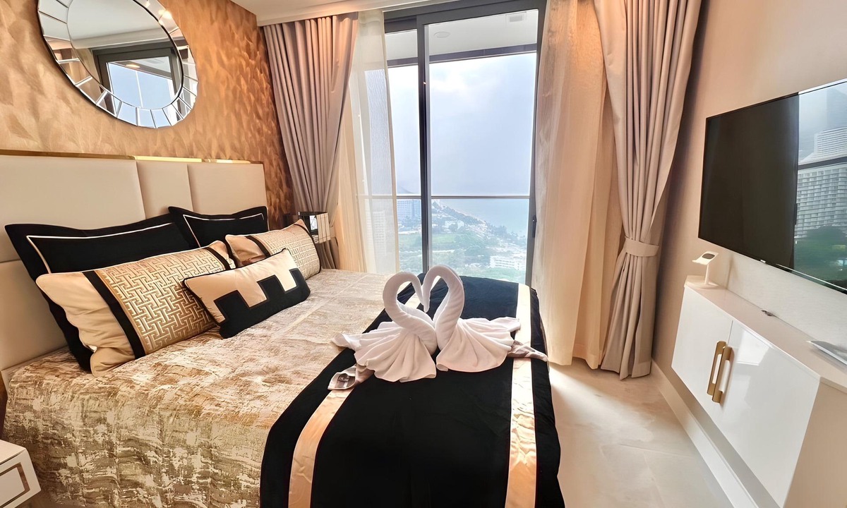 South Pattaya Apartment | 59th Floor Best Infinity Pool 5 Star Room At Beach