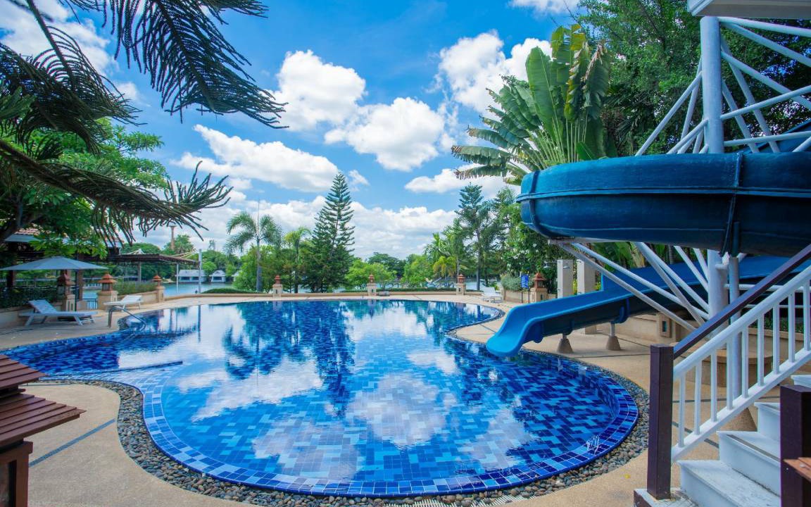 Don Tum Resort | 65 m² Resort ∙ 6 bedrooms ∙ 8 guests