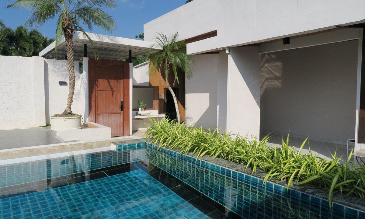 San Sai Villa | 7BR Villa: Sleeps 19, Private Pool, Ideal for Families Near Central Festival