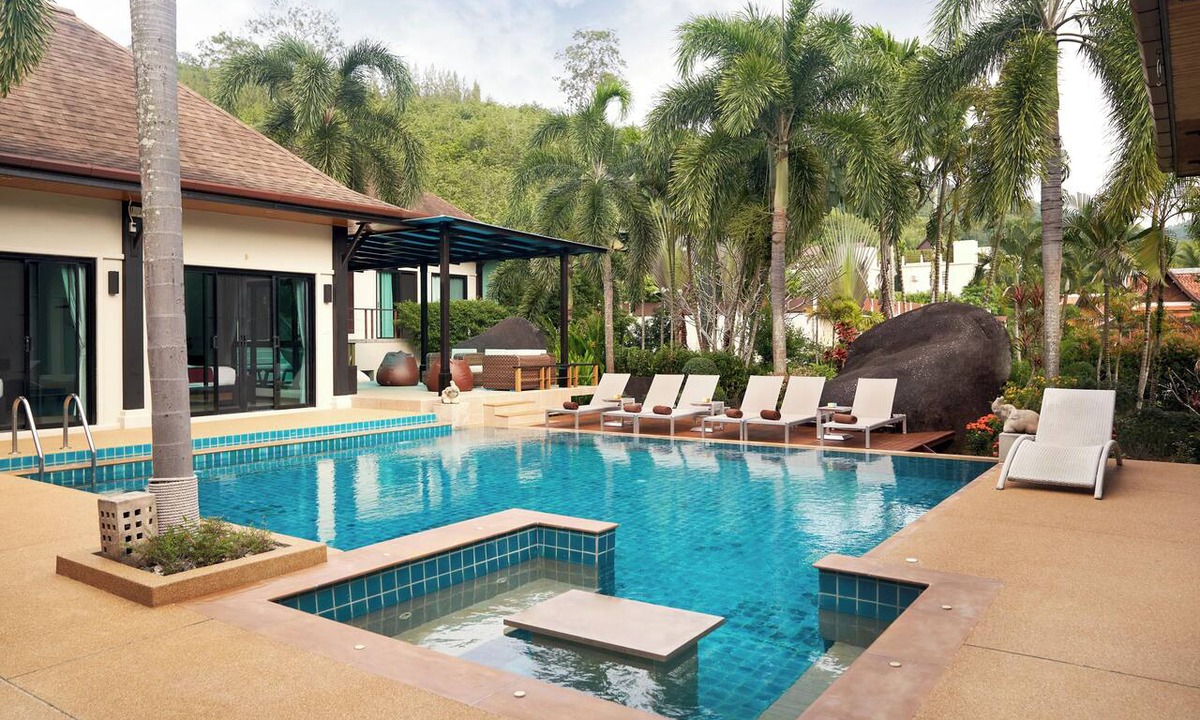 Rawai House | 8 Bedroom Phuket, Rawai Villa: Pool, Jacuzzi and Tropical Garden