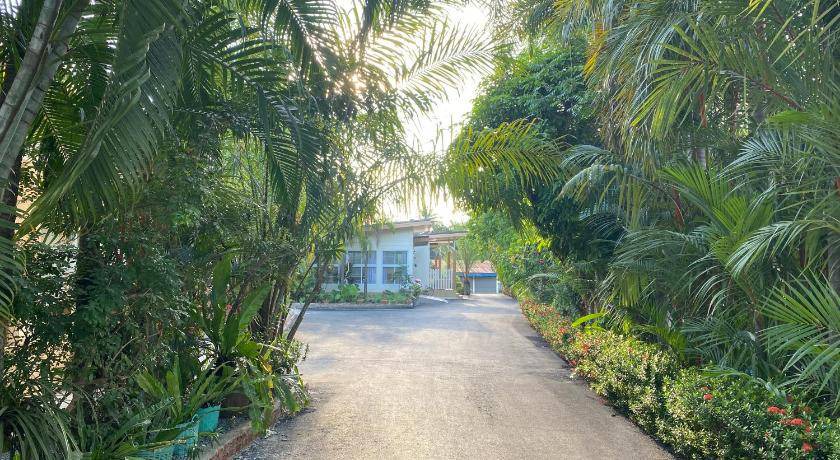 Uttaradit Resort | 80 m² Resort ∙ 127 guests