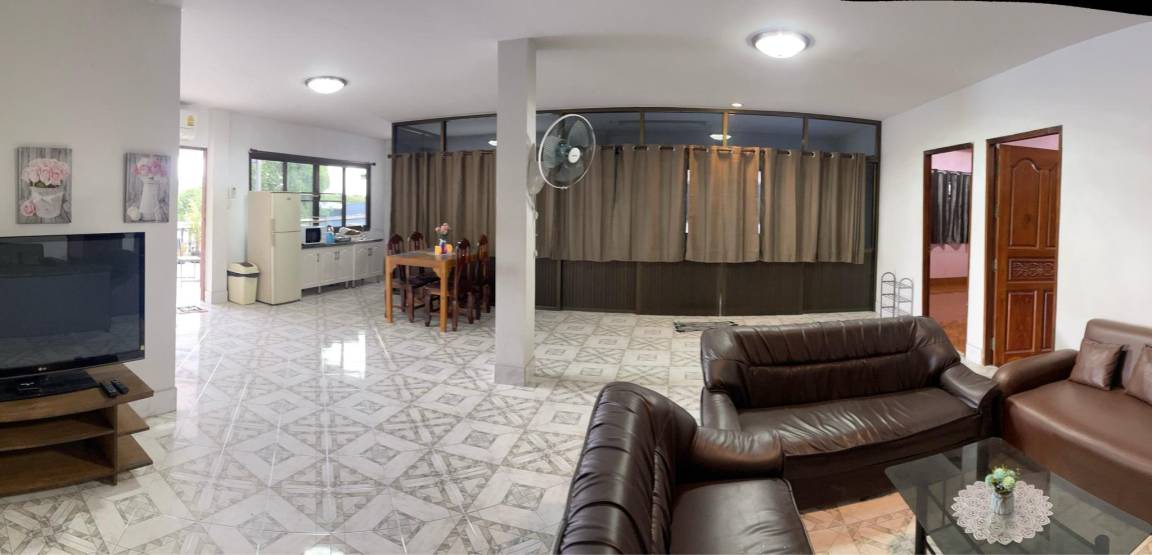 Uttaradit Apartment | 96 m² Apartment ∙ 2 bedrooms ∙ 4 guests