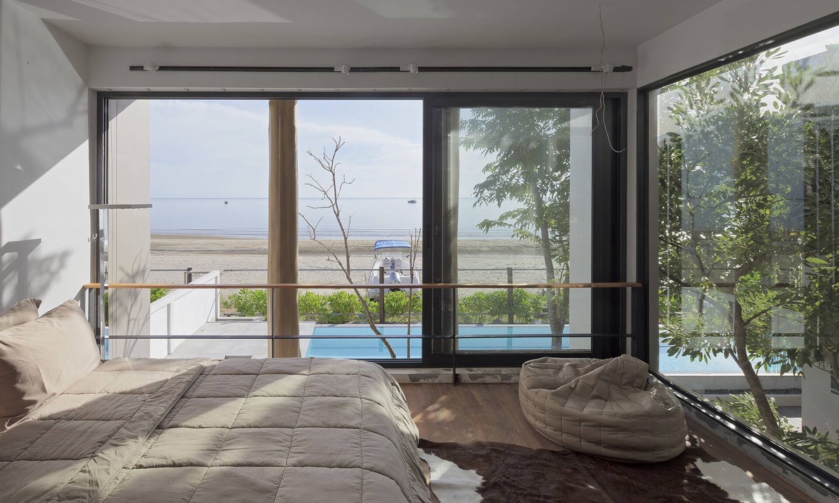 Sam Roi Yot Villa | Absolute Beach Front Pool Villa No 2