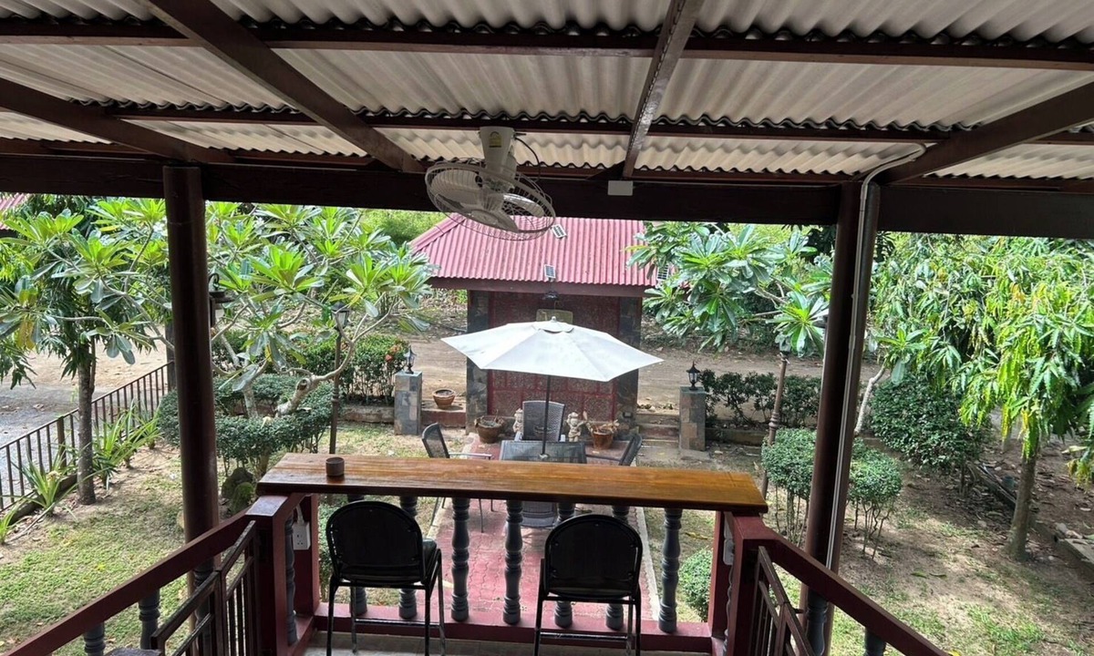 Thong Krut Villa | Aforetime Village in Samui