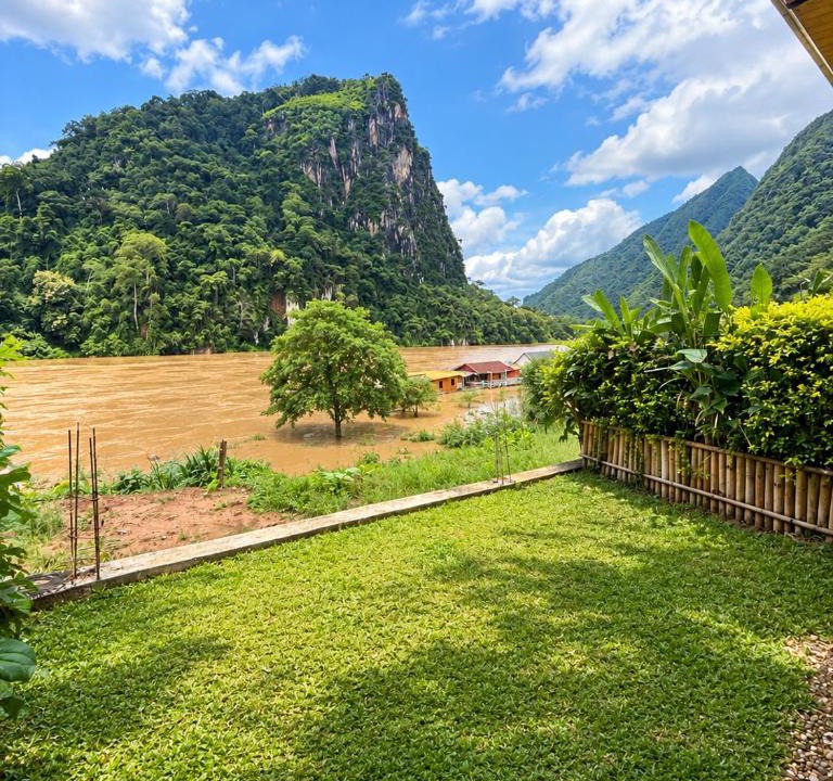 Nong Khiaw Hotel | Amanda Riverside