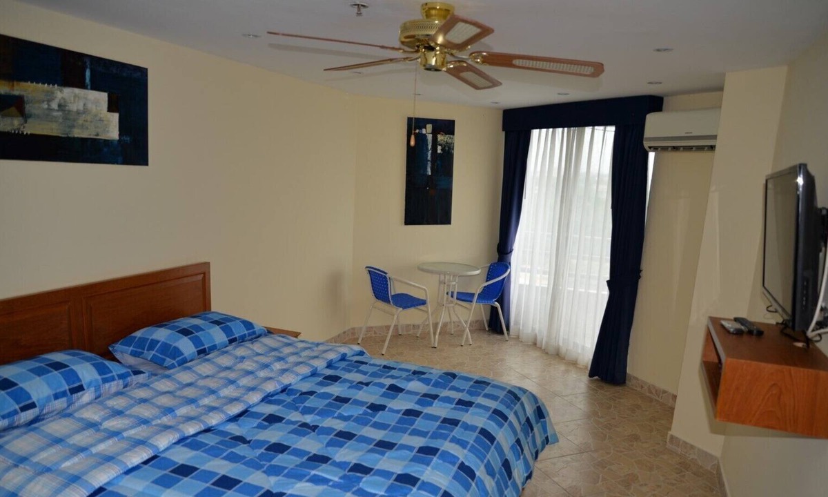 South Pattaya Condo | Angket Hip Residence in Jomtien Apartment Floor 8