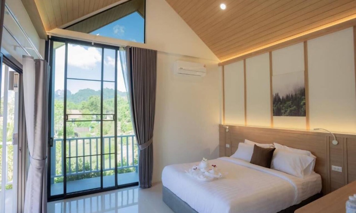 Phanom Villa | Annrin cafe & resort