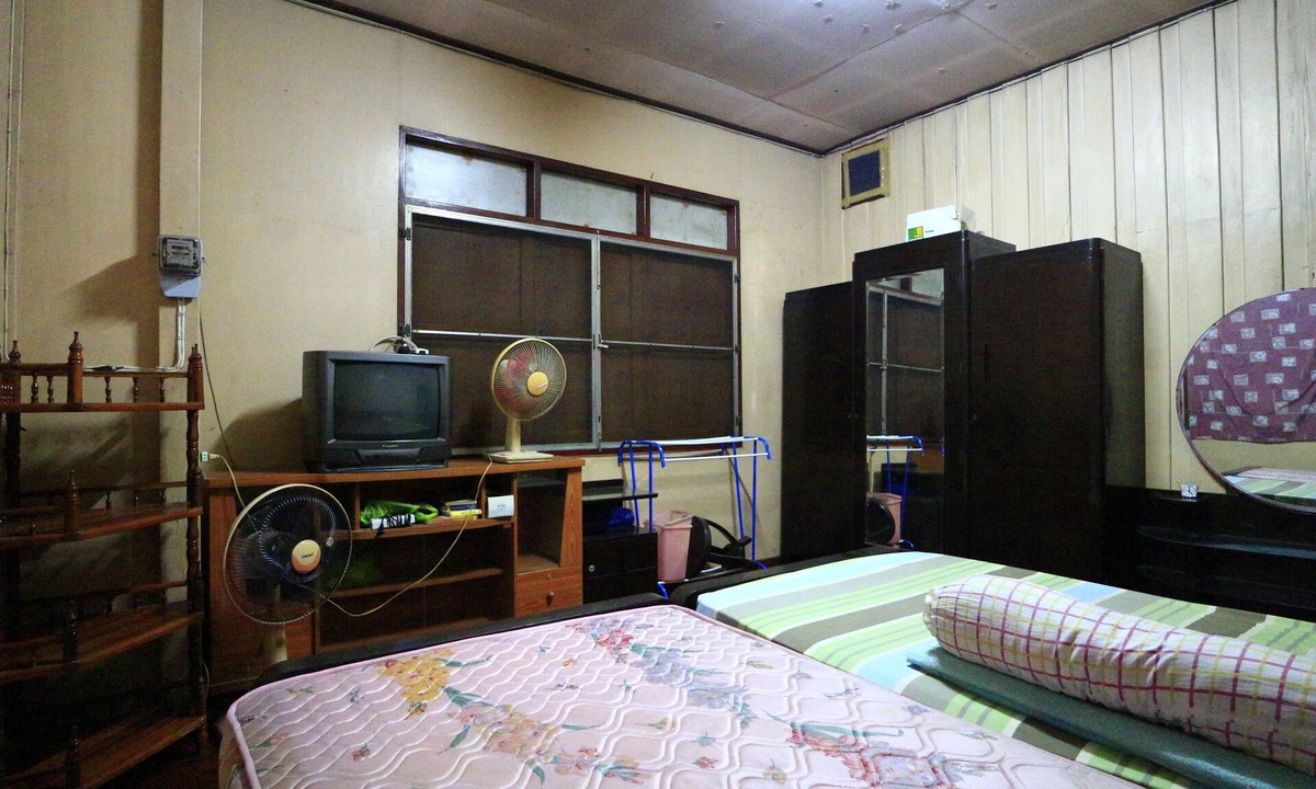 Dao Khanong Hotel | Anurak Guesthouse