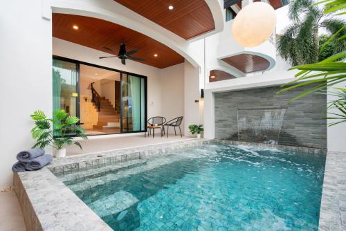 Patong Villa | At Bangla Patong Pool Moon villa
