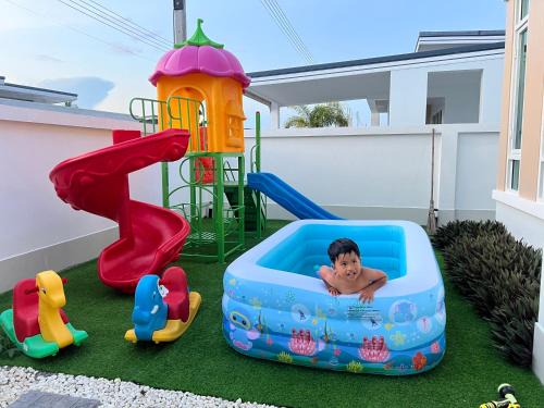 Hua Hin House | B leaf pool villa ชะอำ