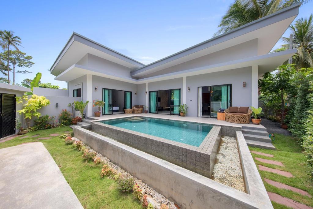 Thong Krut Villa | Baan Bua