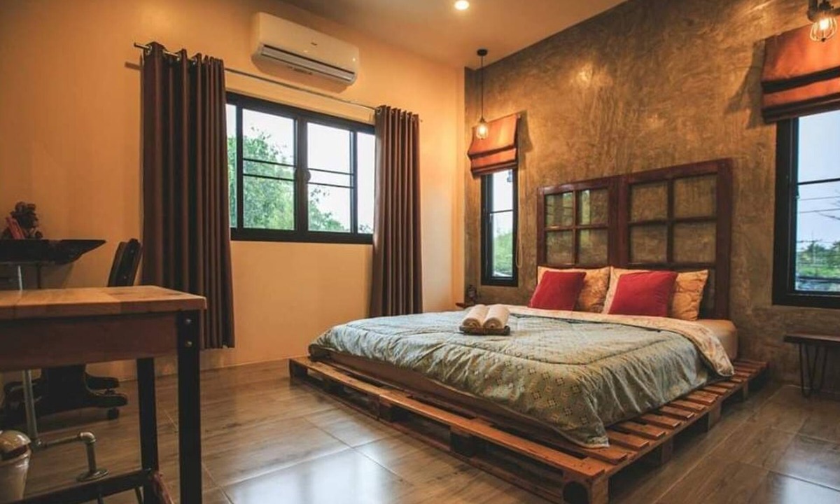 Ayutthaya Hotel | Baan Canalee
