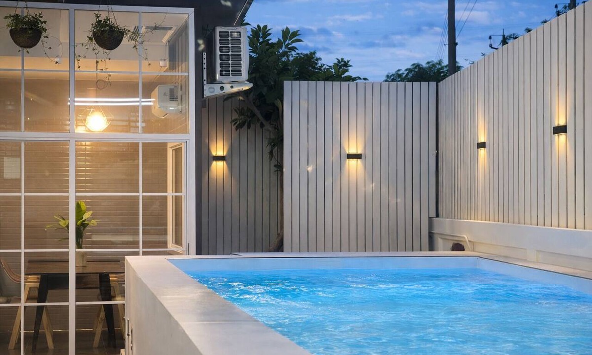 Warin Chamrap House | Baan Hug Ubon – Cozy Private Pool House with Free Private Parking, Pets Welcome