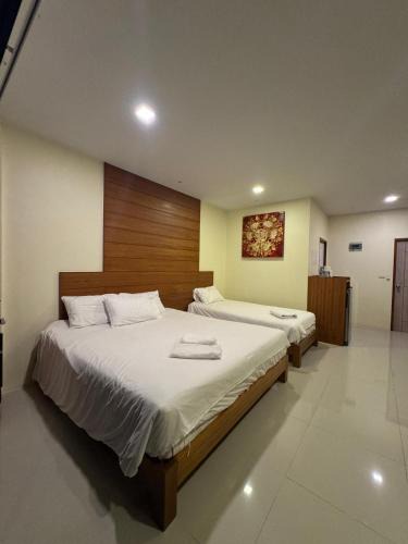 Chalong Hotel | Baan Phu Place