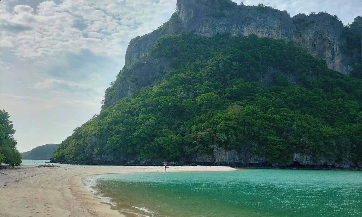 Ang Thong House | Baan Plai Laem Resort
