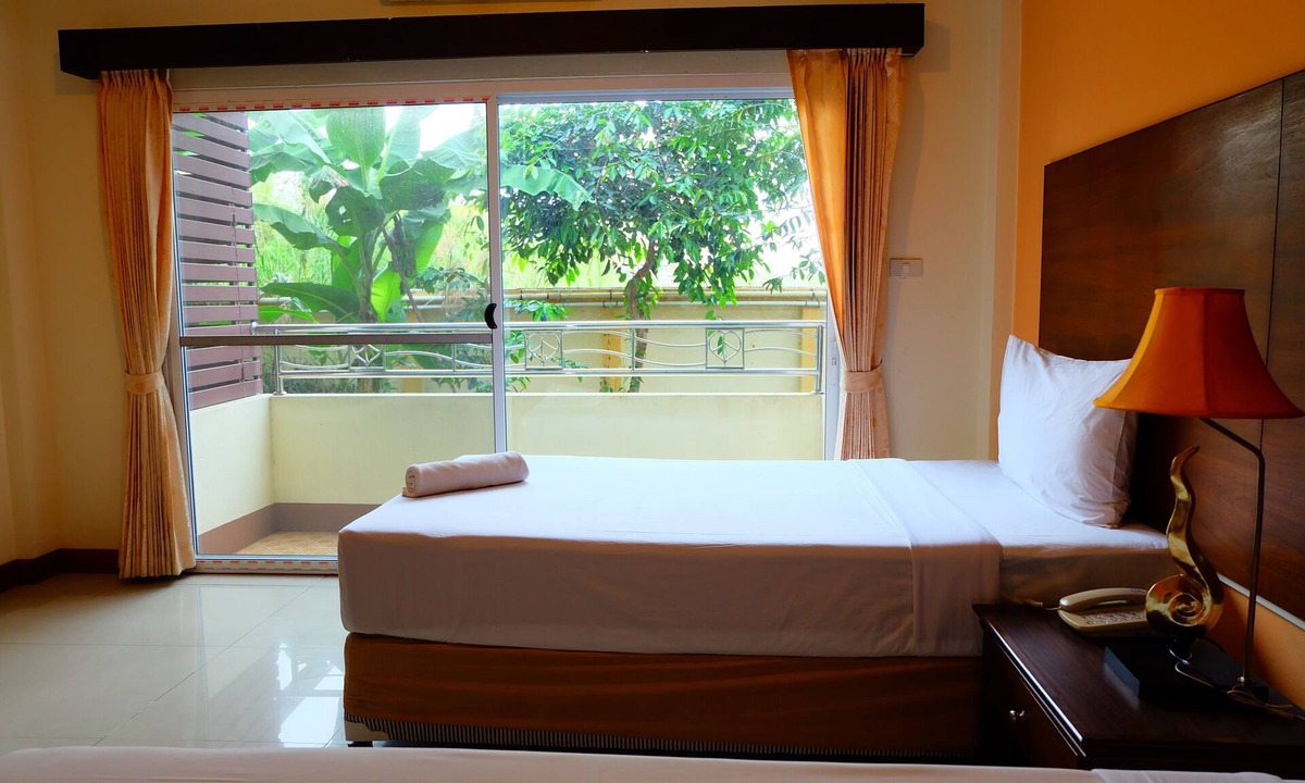Kamphaeng Phet Hotel | Baan Suanphet Resort
