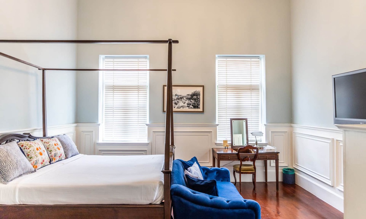China Town Hotel | Baan2459 Heritage House