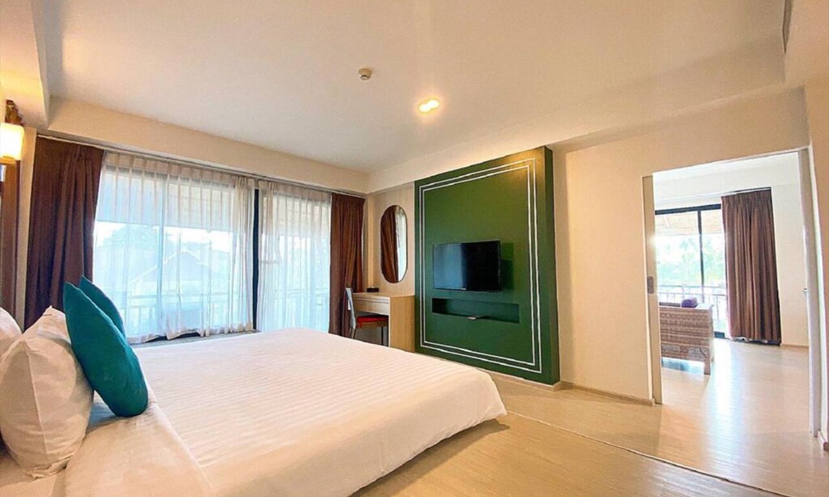 Ban Bang Saen Hotel | Bangsaen Heritage Hotel