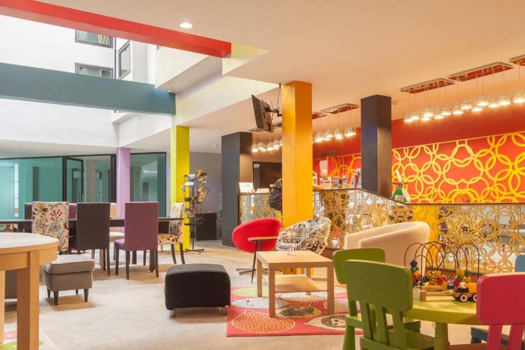 Chaweng City Center Hotel | Behind The Scene Hotel Club @ Samui