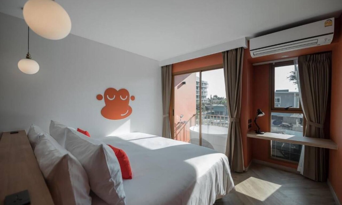 Saen Suk Hotel | BLU Monkey Hub & Hotel Bangsaen