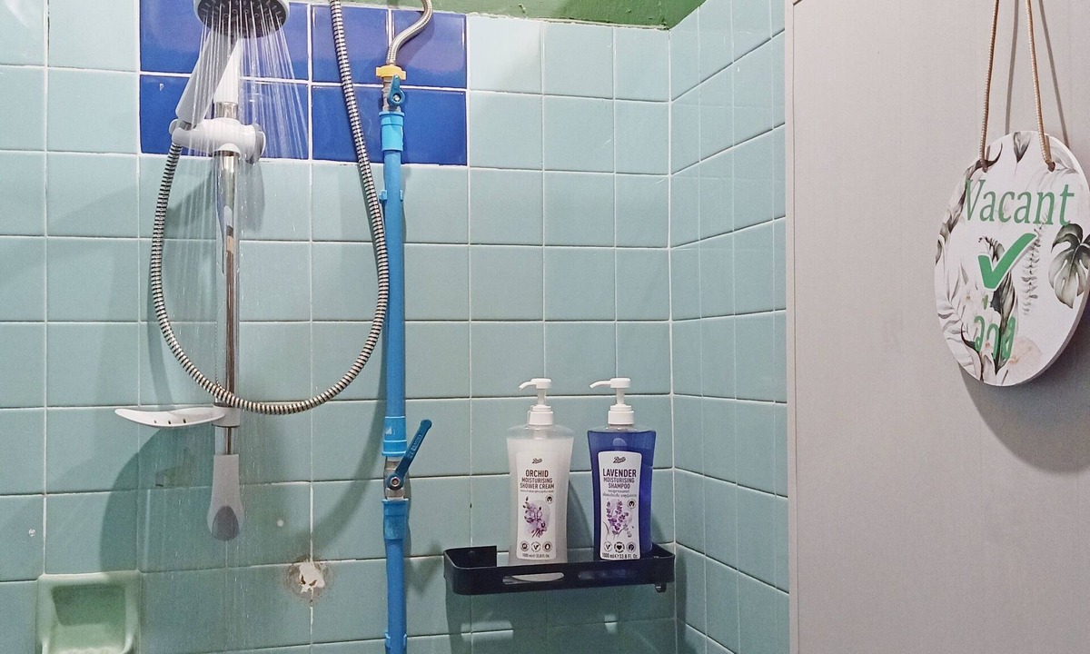 Sathorn Bed & Breakfast | Boho Private Room wtih aircon | heart of city | BTS | stay as a local